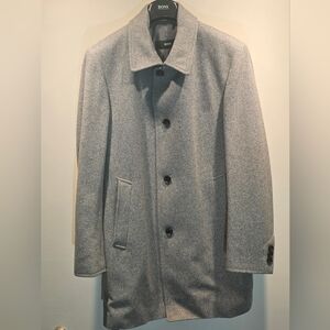 Hugo Boss Men's Classic Gray Overcoat 40R